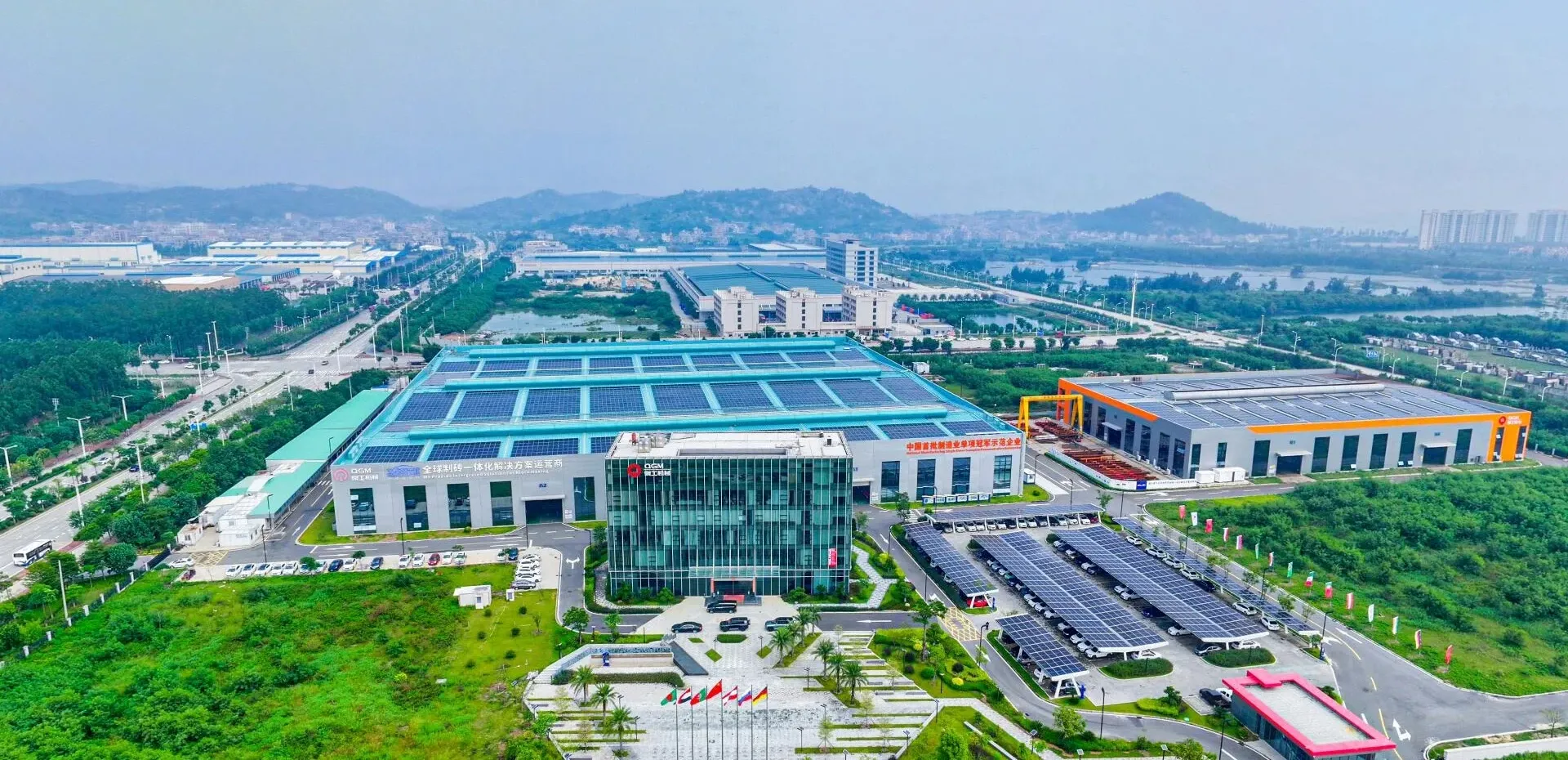 China Auxiliary Brick Machine