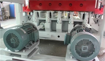 Машина для производства бетонных блоков