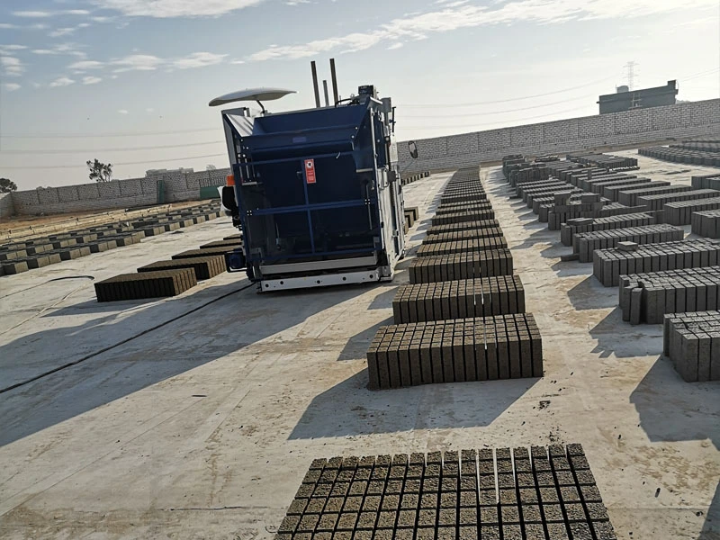 Машина для производства цементных кирпичей