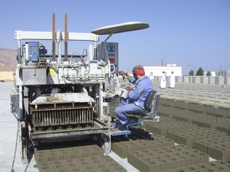 Машина для производства цементных кирпичей