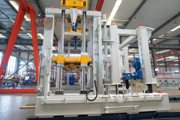 Полностью автоматизированный бетоноделательный станок